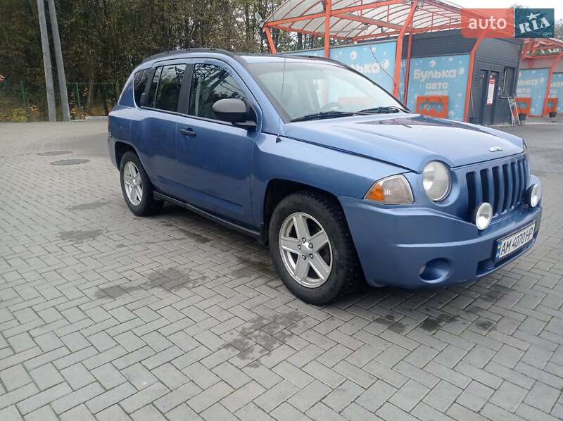 Внедорожник / Кроссовер Jeep Compass 2006 в Житомире