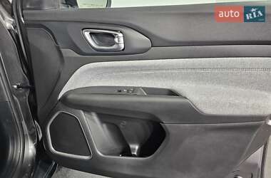 Внедорожник / Кроссовер Jeep Compass 2023 в 
