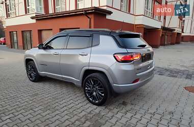 Внедорожник / Кроссовер Jeep Compass 2022 в 