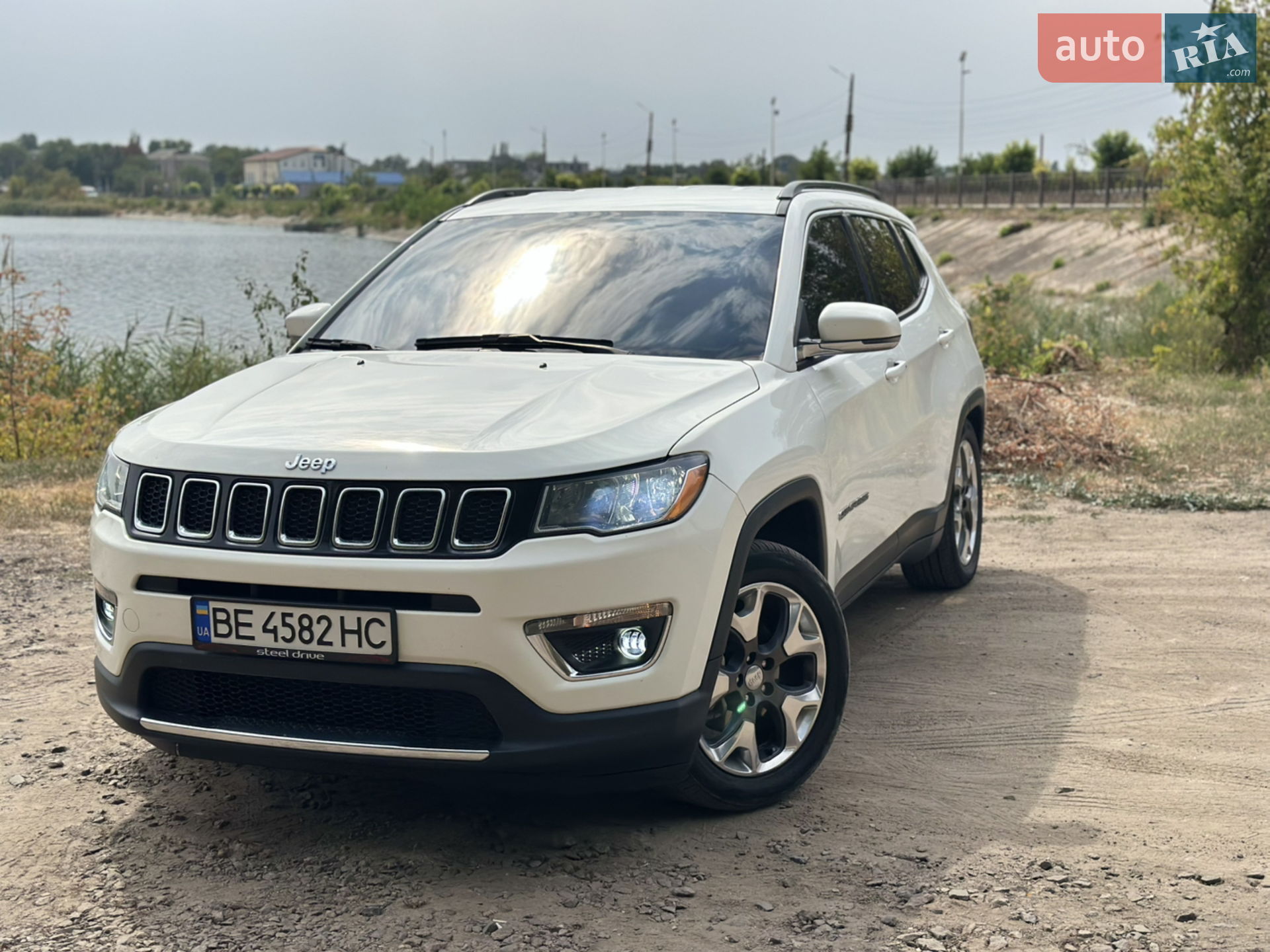 2020 Jeep Compass - фото 1