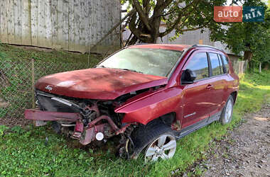 Позашляховик / Кросовер Jeep Compass 2012 в 