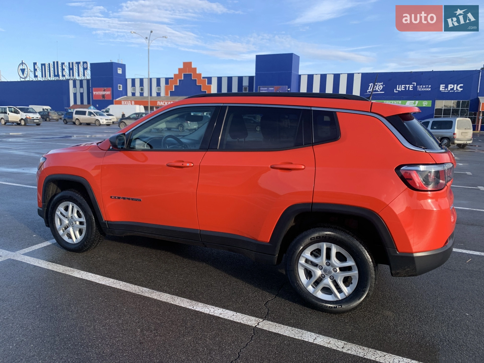 2020 Jeep Compass - мініатюра 6