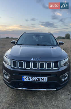 Внедорожник / Кроссовер Jeep Compass 2020 в 