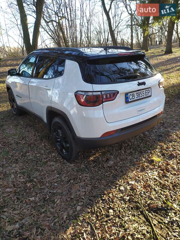 Внедорожник / Кроссовер Jeep Compass 2018 в Чернигове