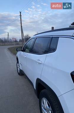 Внедорожник / Кроссовер Jeep Compass 2022 в 