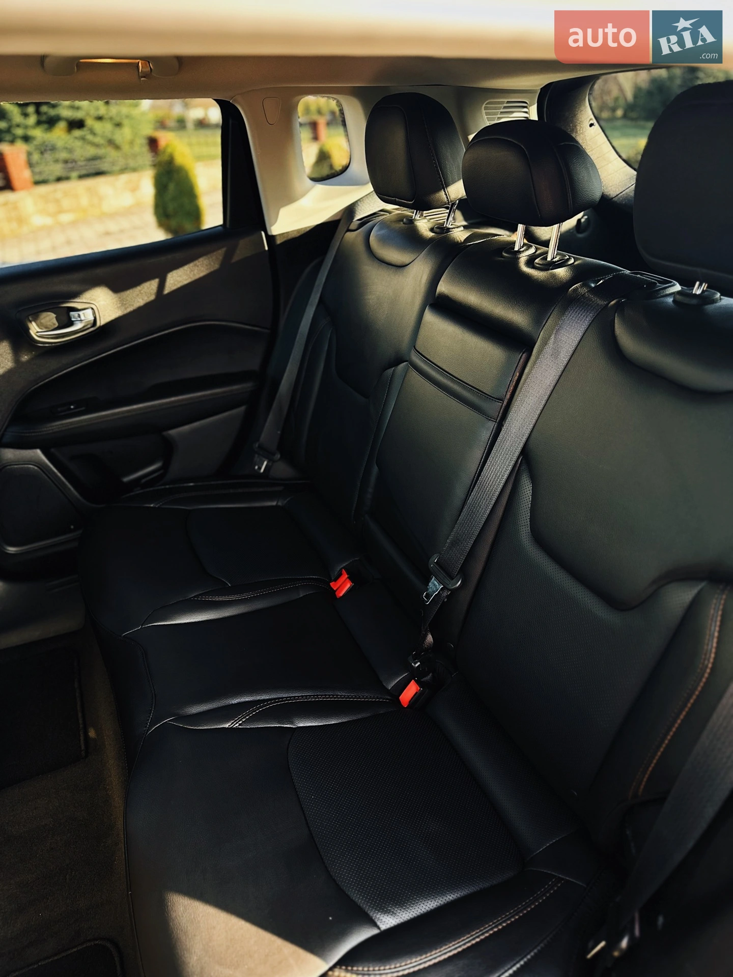 2017 Jeep Compass - мініатюра 19