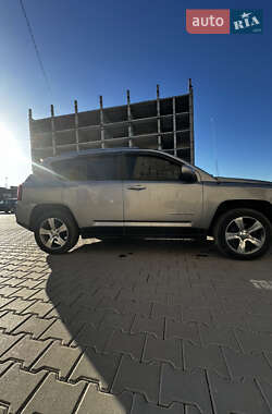 Внедорожник / Кроссовер Jeep Compass 2016 в Тернополе