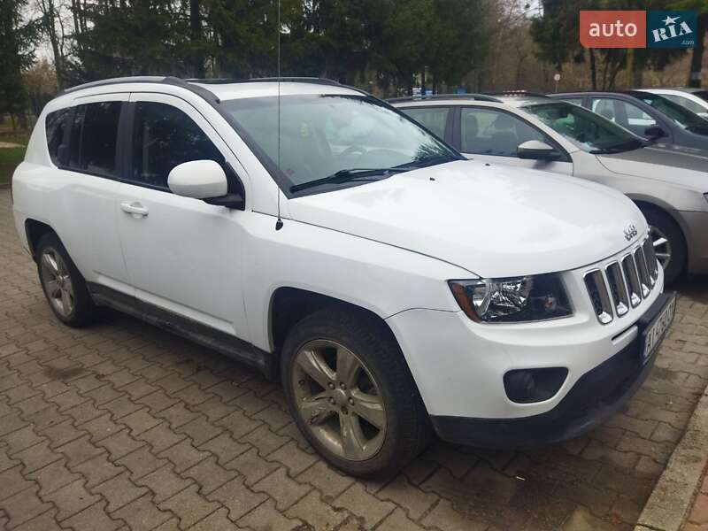 Внедорожник / Кроссовер Jeep Compass 2016 в Вышгороде фото 4 Внедорожник / Кроссовер Jeep Compass 2016 в Вышгороде