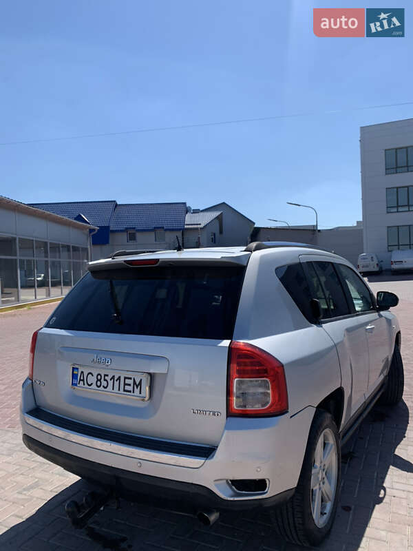 Внедорожник / Кроссовер Jeep Compass 2011 в Ровно