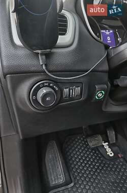 Внедорожник / Кроссовер Jeep Compass 2018 в 