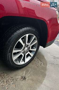 Внедорожник / Кроссовер Jeep Compass 2016 в 