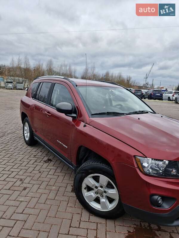 Позашляховик / Кросовер Jeep Compass 2015 в Рівному