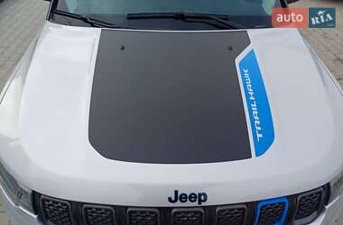 Внедорожник / Кроссовер Jeep Compass 2022 в 