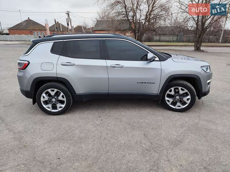 Внедорожник / Кроссовер Jeep Compass 2017 в Никополе