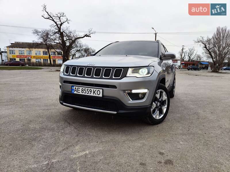 Внедорожник / Кроссовер Jeep Compass 2017 в Никополе