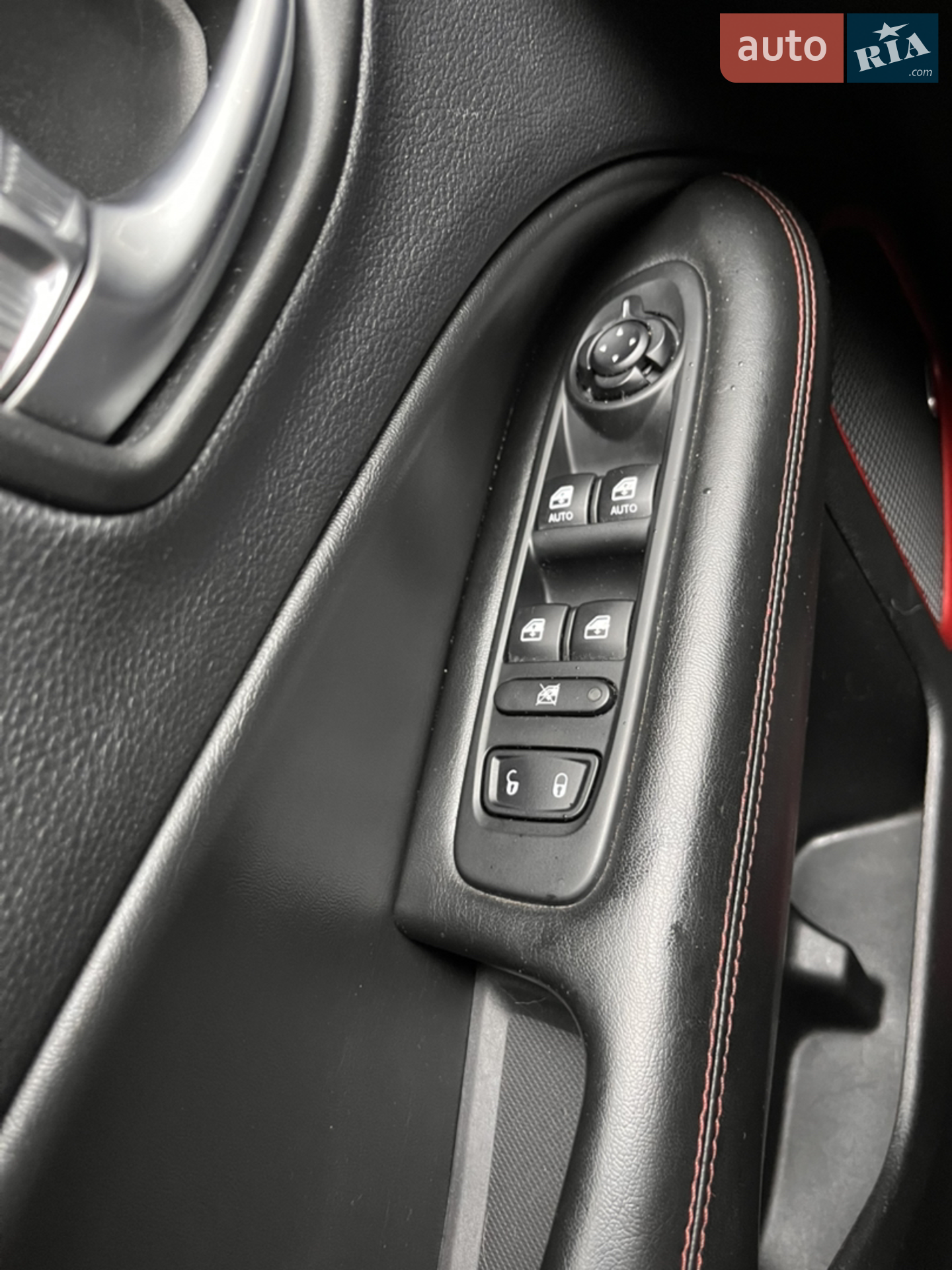 2018 Jeep Compass - мініатюра 9