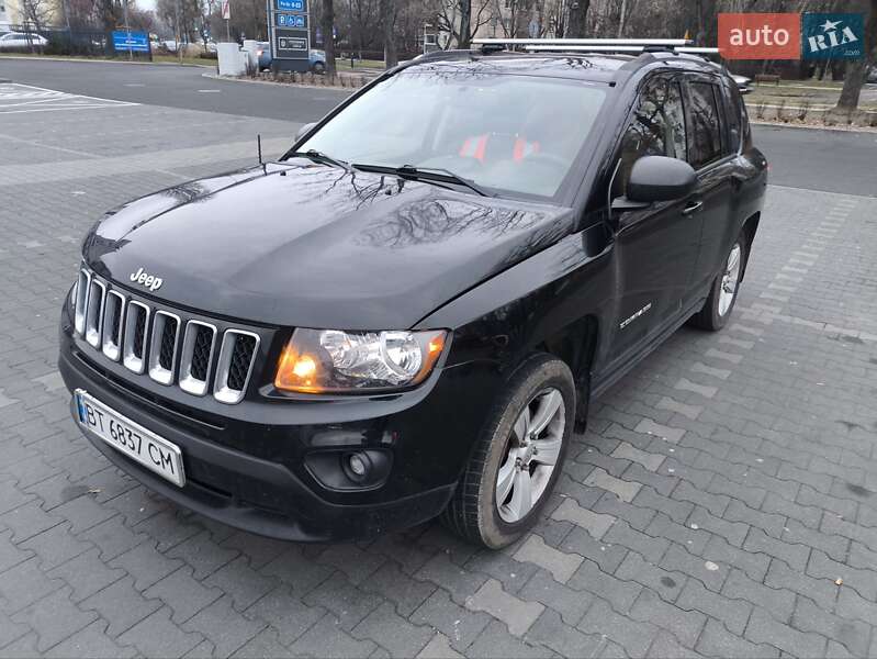 Позашляховик / Кросовер Jeep Compass 2016 в Гайсину