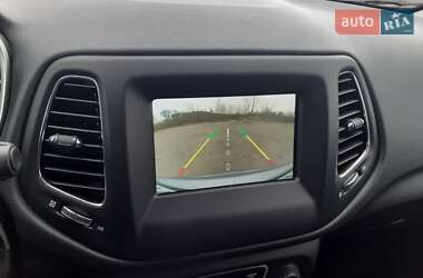 Внедорожник / Кроссовер Jeep Compass 2019 в 
