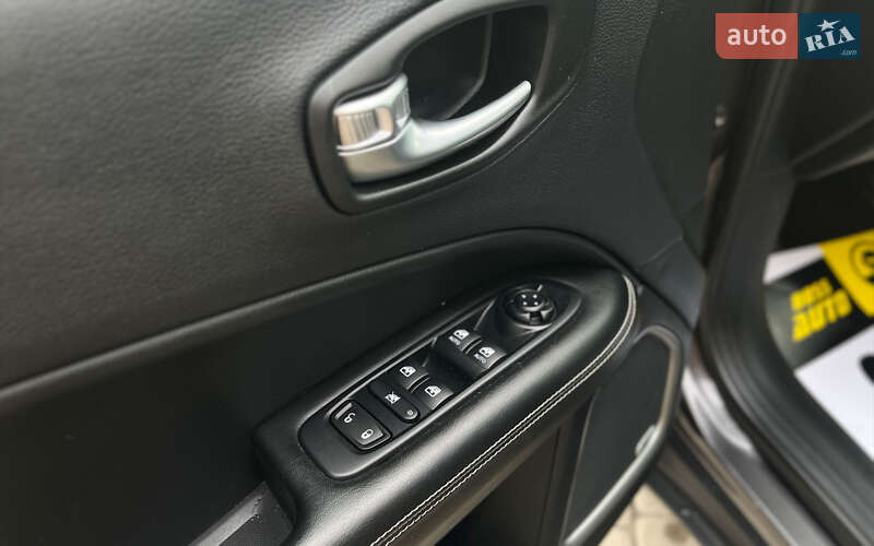 Внедорожник / Кроссовер Jeep Compass 2020 в Мукачево