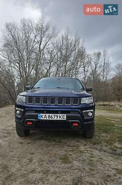Внедорожник / Кроссовер Jeep Compass 2017 в 