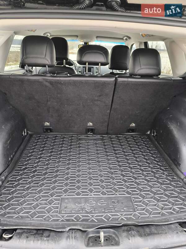 Внедорожник / Кроссовер Jeep Compass 2017 в Киеве фото 8 Внедорожник / Кроссовер Jeep Compass 2017 в Киеве