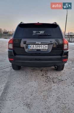 Внедорожник / Кроссовер Jeep Compass 2016 в 