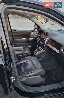 Внедорожник / Кроссовер Jeep Compass 2016 в 