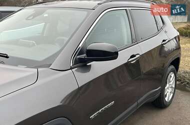 Позашляховик / Кросовер Jeep Compass 2021 в 