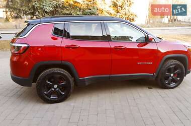 Позашляховик / Кросовер Jeep Compass 2018 в 