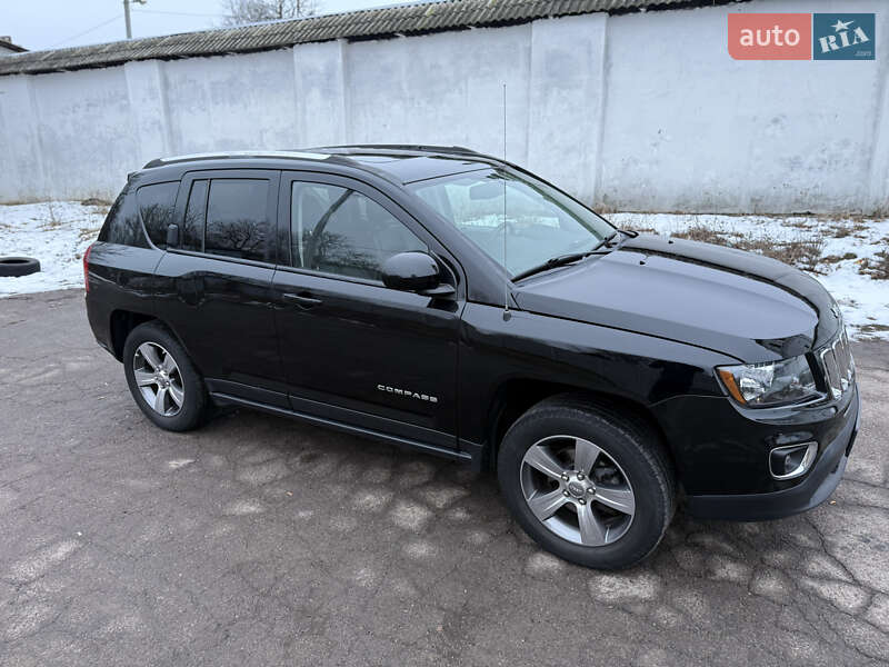 Внедорожник / Кроссовер Jeep Compass 2016 в Чернигове