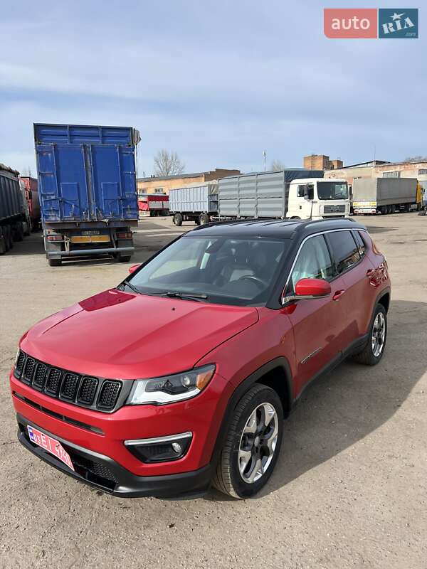 Позашляховик / Кросовер Jeep Compass 2019 в 