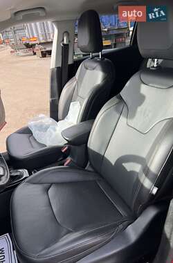 Позашляховик / Кросовер Jeep Compass 2019 в 
