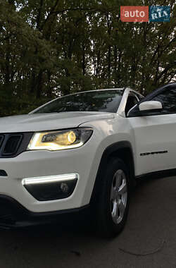 Внедорожник / Кроссовер Jeep Compass 2020 в 