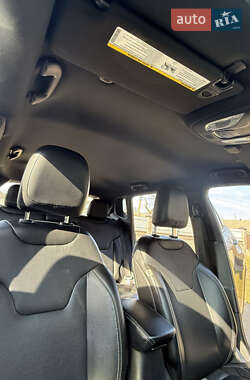 Внедорожник / Кроссовер Jeep Compass 2021 в 