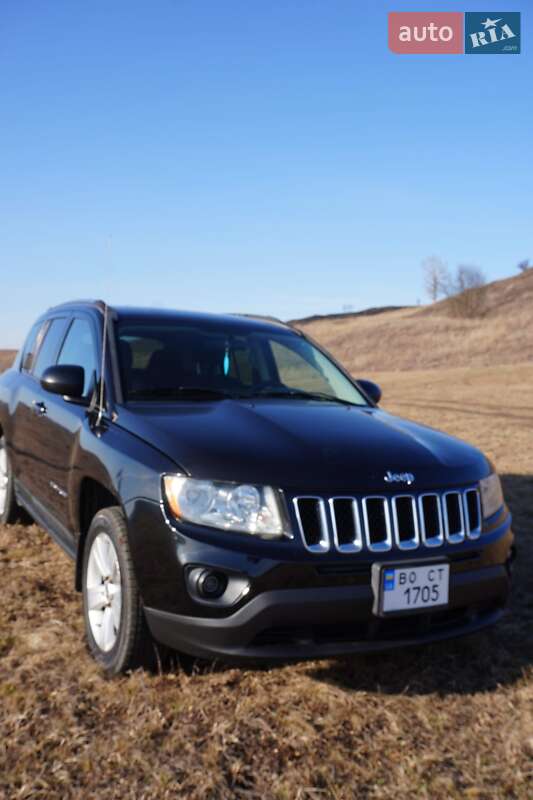 Внедорожник / Кроссовер Jeep Compass 2011 в Черновцах