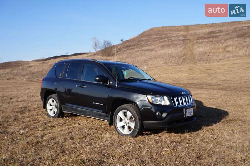Внедорожник / Кроссовер Jeep Compass 2011 в Черновцах