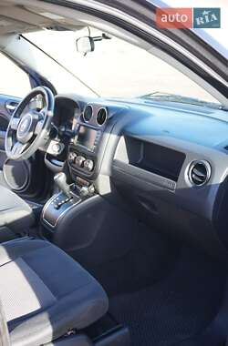 Внедорожник / Кроссовер Jeep Compass 2011 в Черновцах