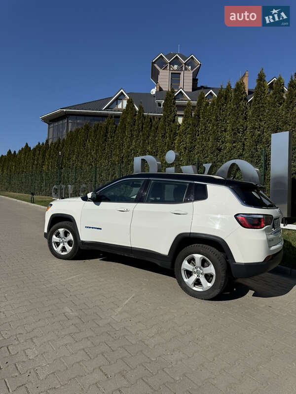 Внедорожник / Кроссовер Jeep Compass 2017 в Черновцах
