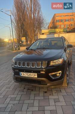 Внедорожник / Кроссовер Jeep Compass 2019 в 