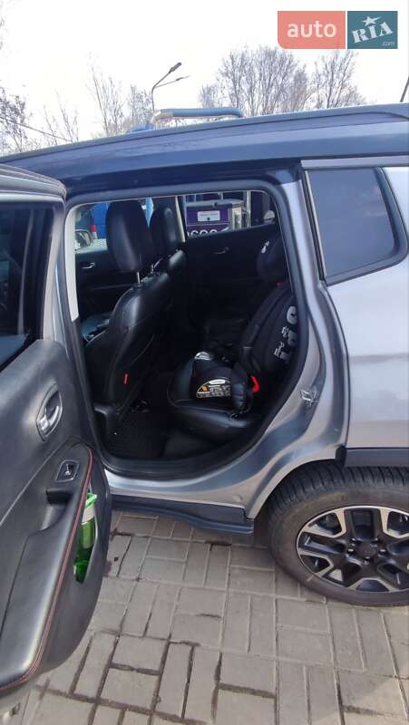 Внедорожник / Кроссовер Jeep Compass 2018 в Днепре