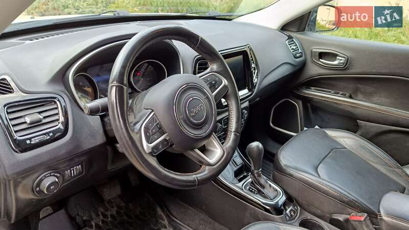 Внедорожник / Кроссовер Jeep Compass 2019 в Киеве