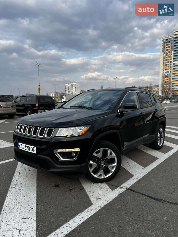 Внедорожник / Кроссовер Jeep Compass 2019 в Киеве