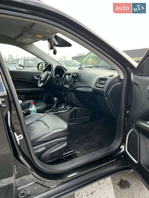 Внедорожник / Кроссовер Jeep Compass 2019 в Киеве