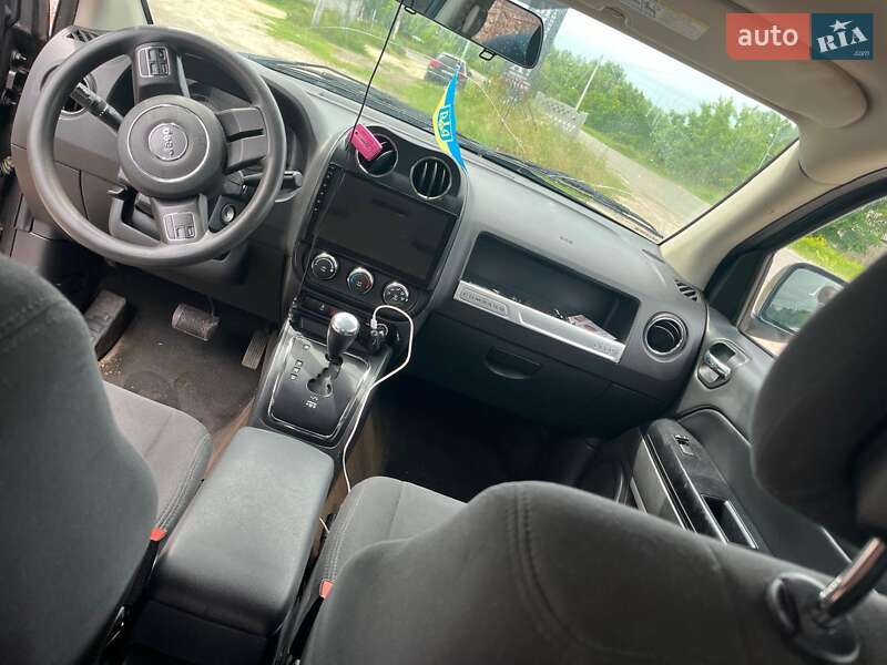 Внедорожник / Кроссовер Jeep Compass 2014 в Киеве