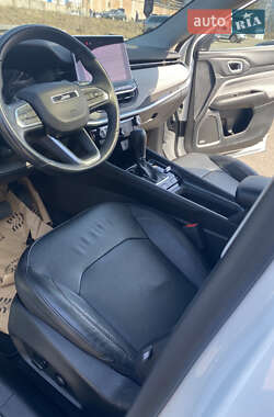 Внедорожник / Кроссовер Jeep Compass 2022 в 