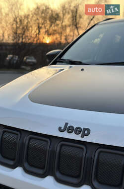 Позашляховик / Кросовер Jeep Compass 2022 в 