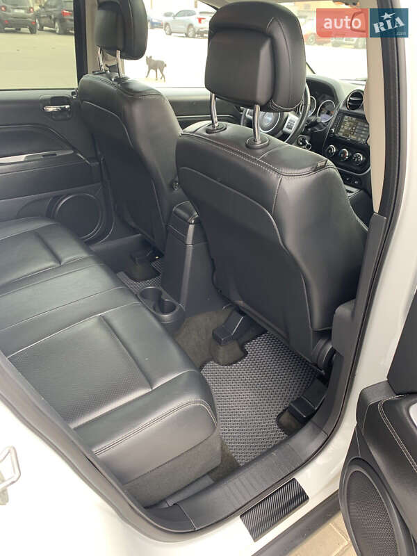 Внедорожник / Кроссовер Jeep Compass 2016 в Кропивницком