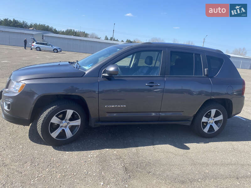 Внедорожник / Кроссовер Jeep Compass 2016 в Киеве