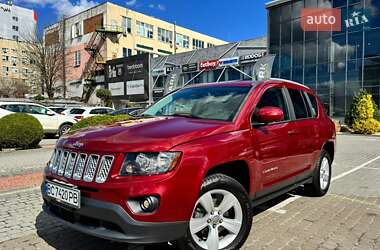 Внедорожник / Кроссовер Jeep Compass 2016 в 