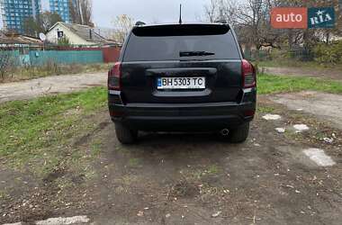 Внедорожник / Кроссовер Jeep Compass 2011 в 